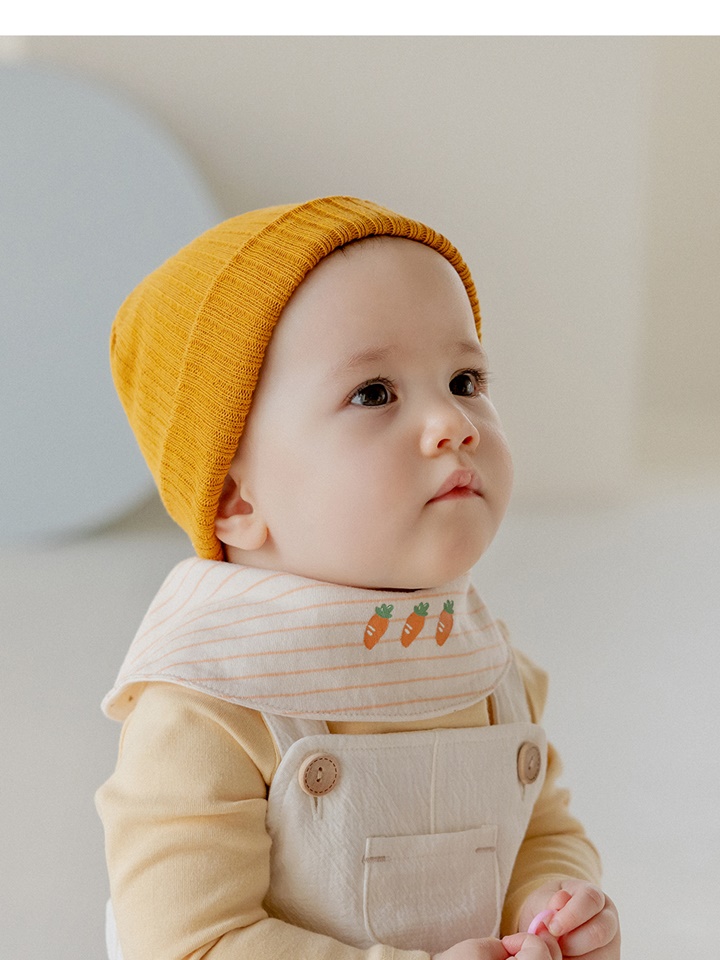 Ismael Reversible Baby Banana Bib