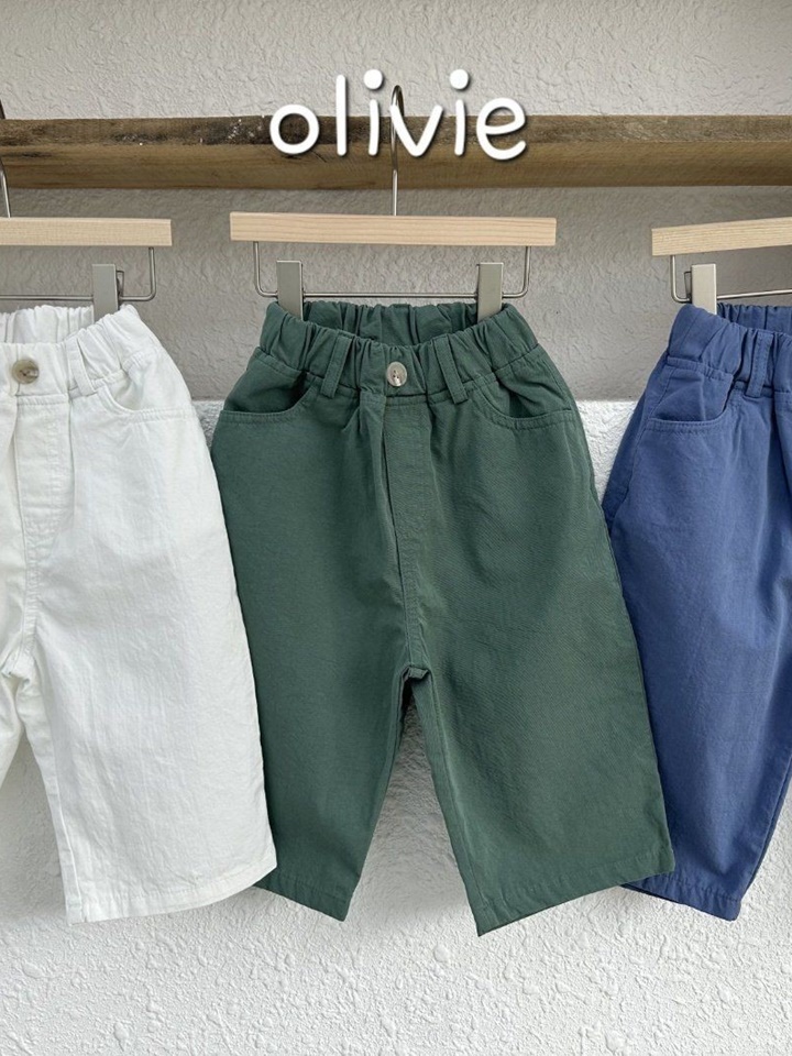 Daily C Cropped Shorts