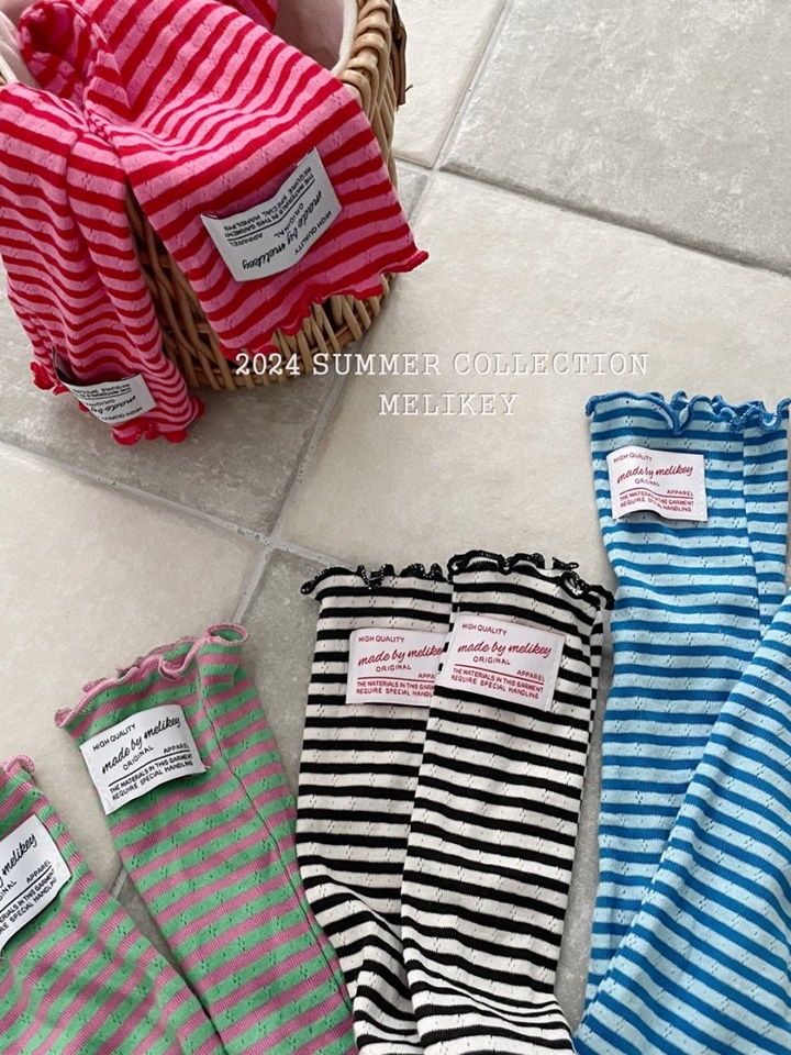 Label ST Socks