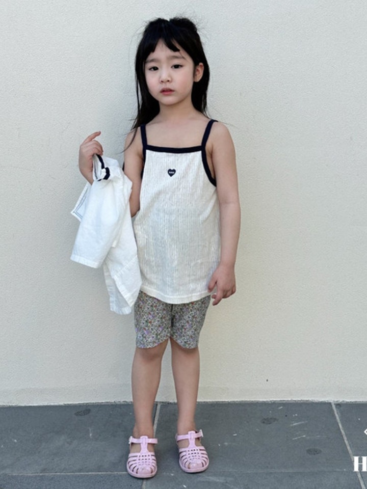 Eyelet Sleeveless Tee