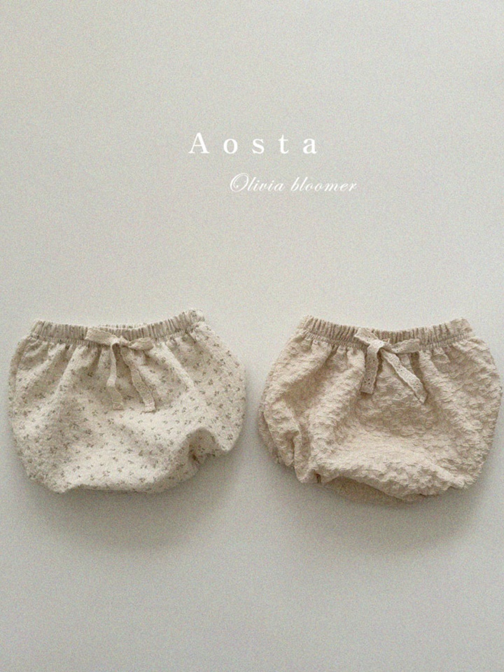 Olivia Bloomers