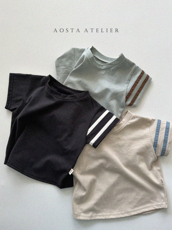 Line Tee