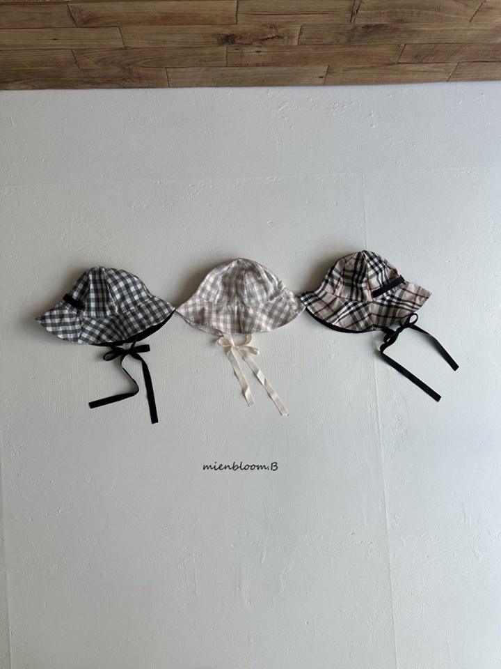 London Bucket Hat