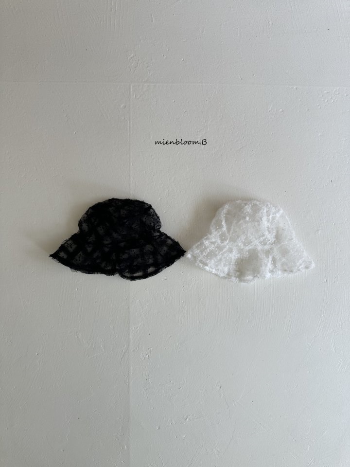 Dot Mesh Hat
