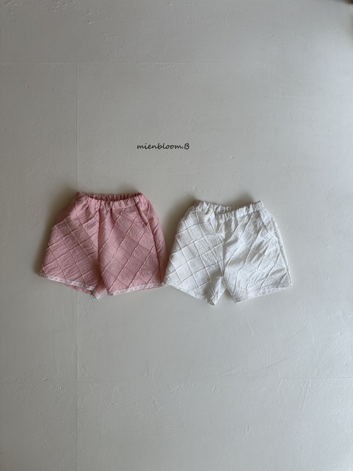Dia Shorts