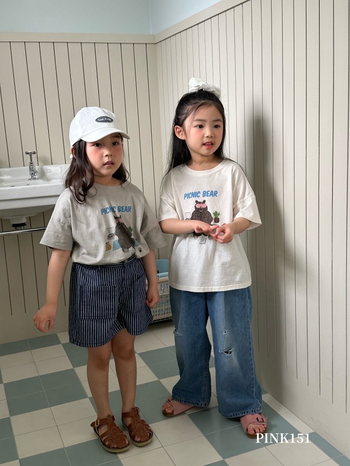 Picnic Bear Short Sleeve Tee