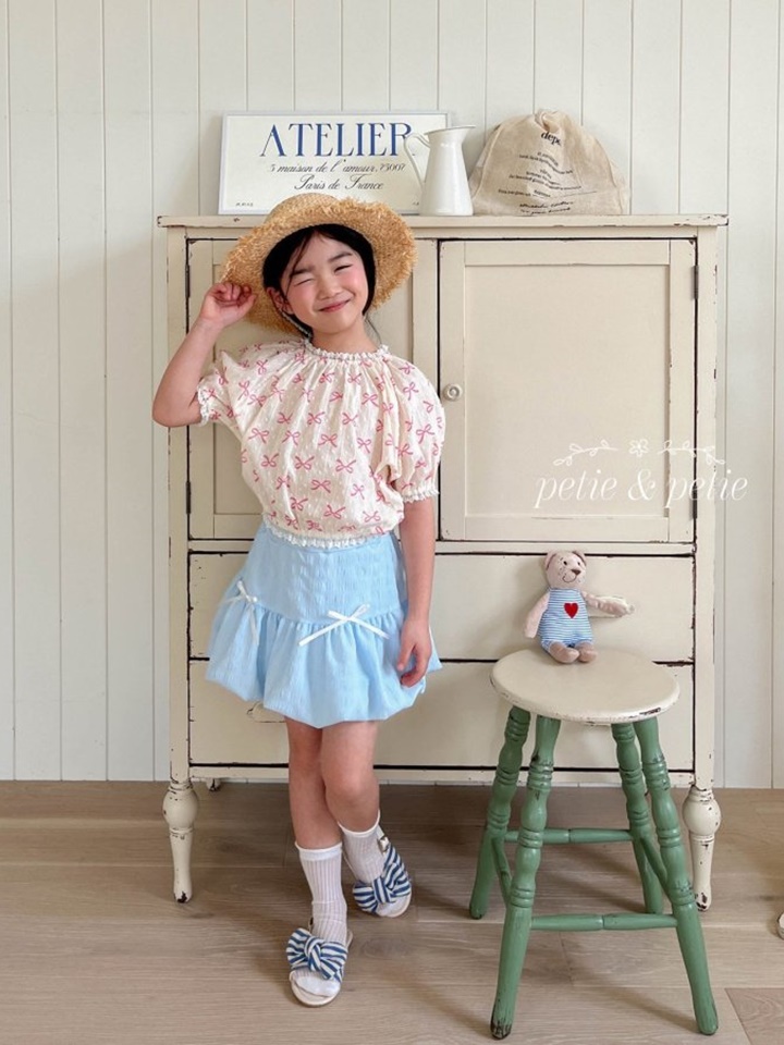 Saint Blouse