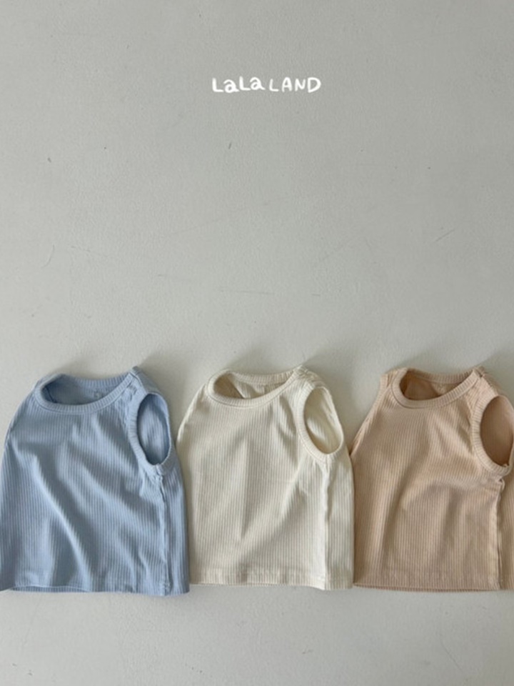 Bebe High Rib Sleeveless Tee