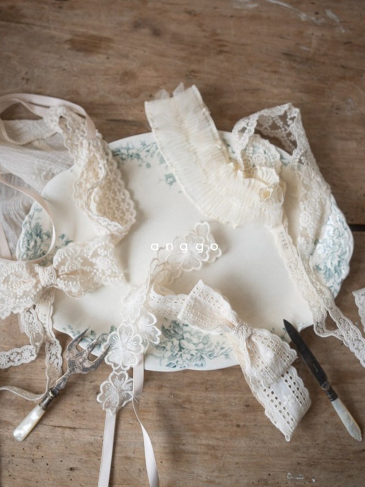Anggo Lace Hair Band