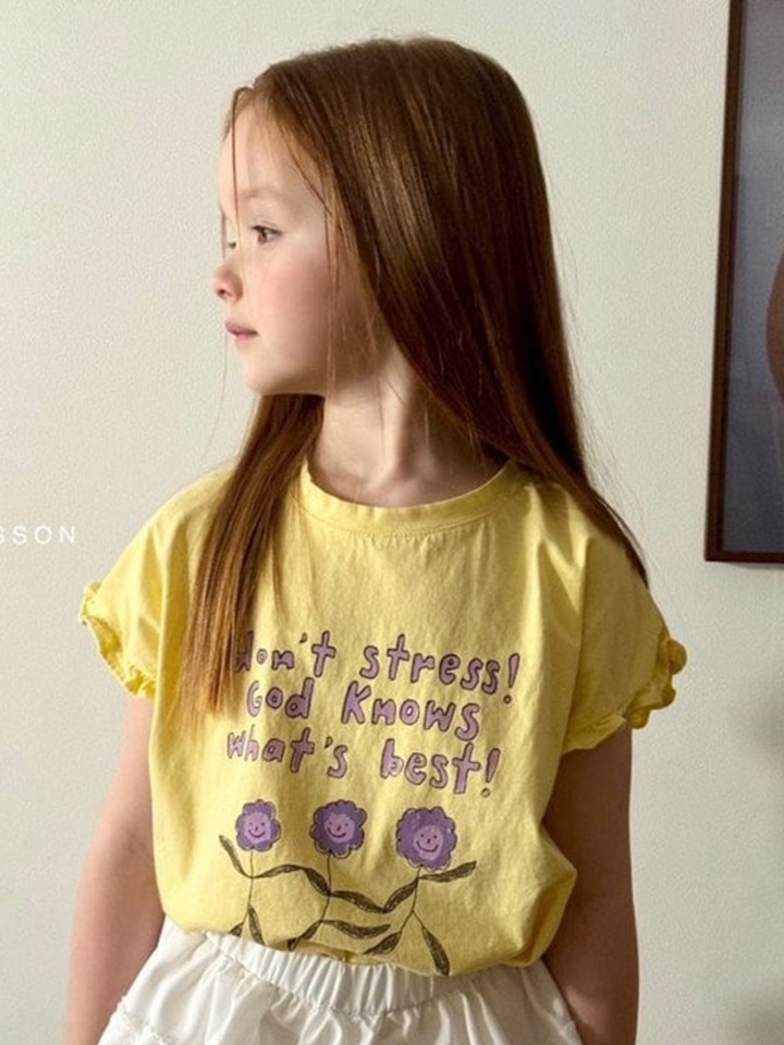 Meriel Tee