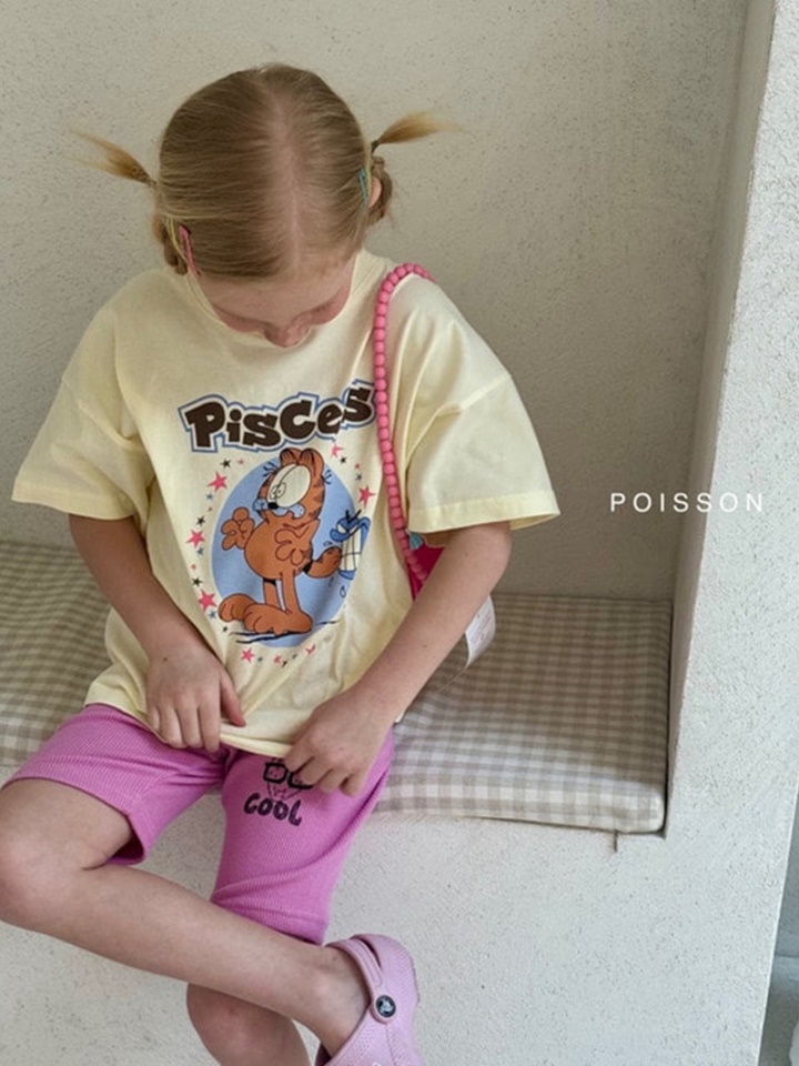 Pisses Tee