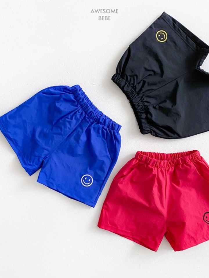 Smile Crunch Shorts
