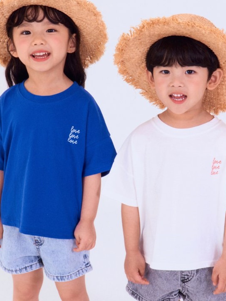 Love Love Short Sleeve Tee