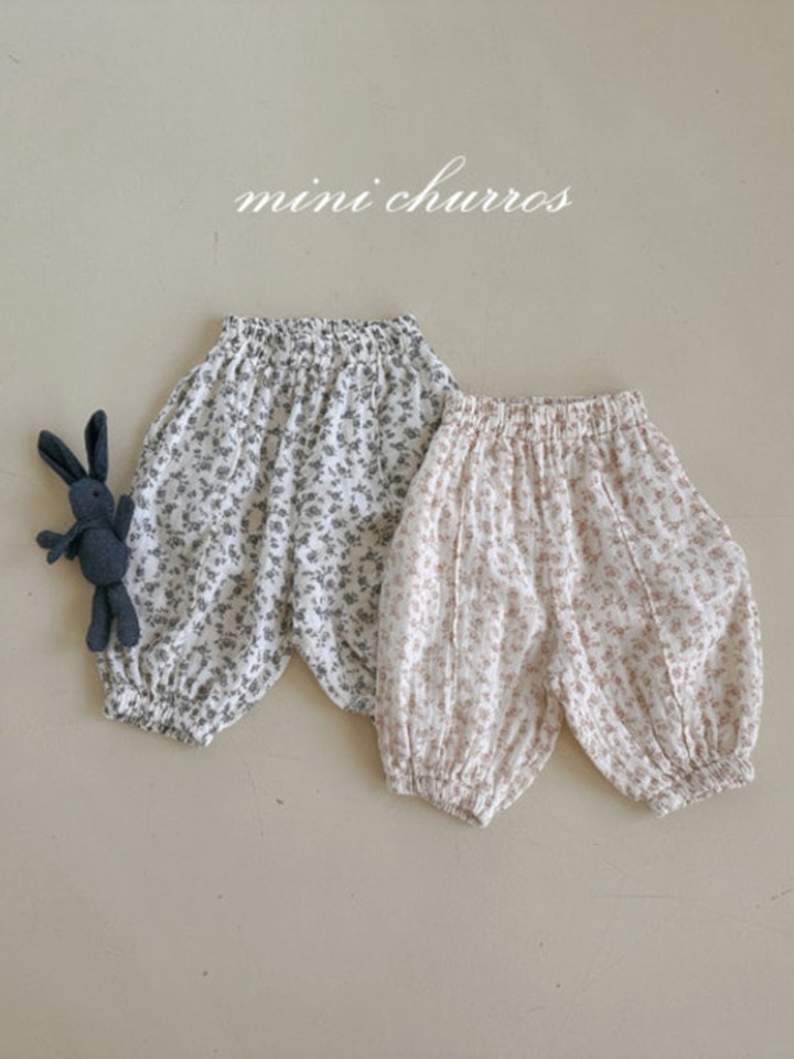 Floral Pintuck Pants