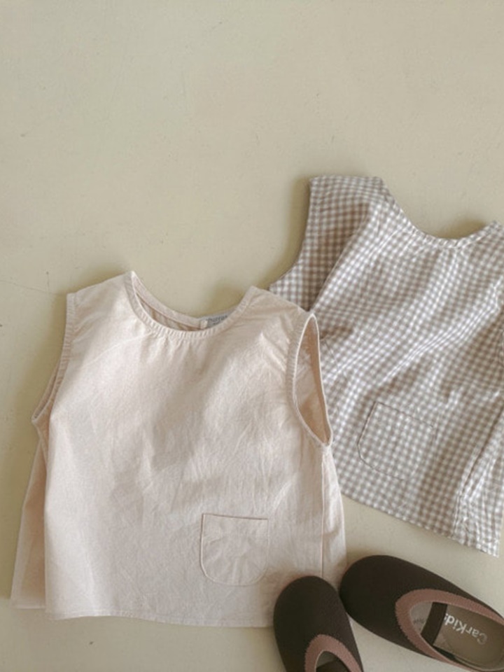 Back Slit L Tee