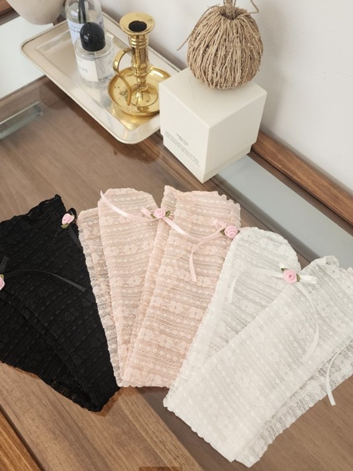Lace Knee Socks