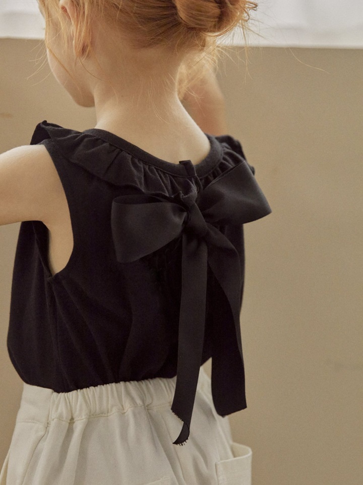Big Ribbon Sleeveless Tee