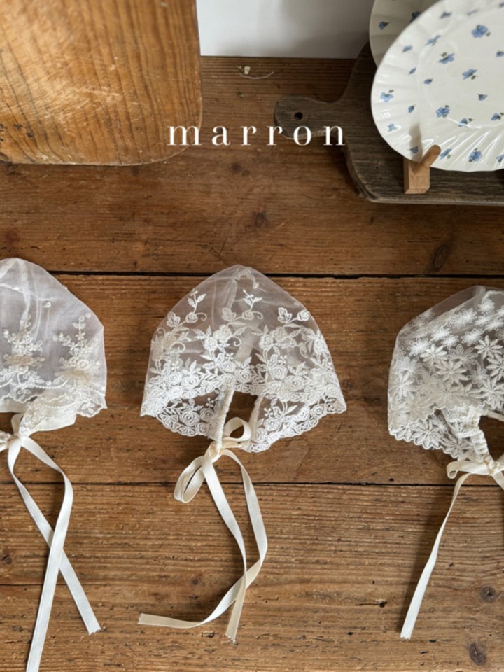 Cream Lace Bonnet