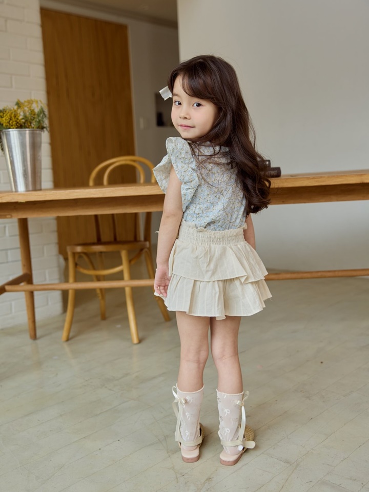 Ribbon Knee Socks