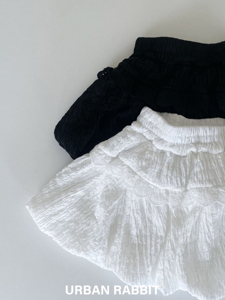Creamy Balloon Skirt
