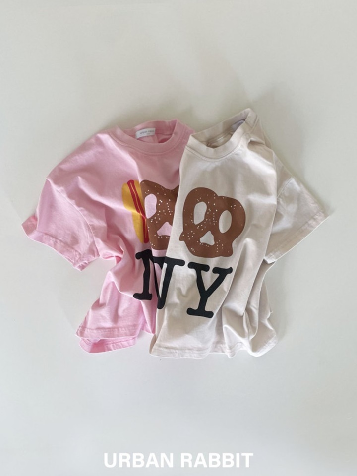 Pretzel Box Tee