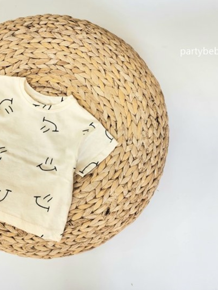 Sketch Tee