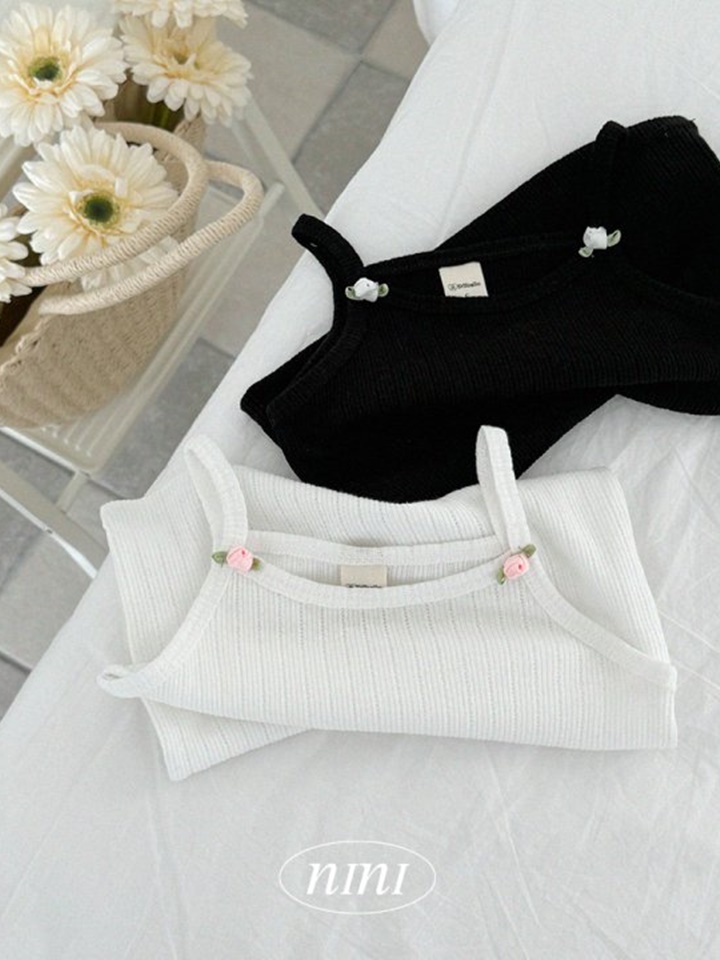 Flower Eyelet Tee