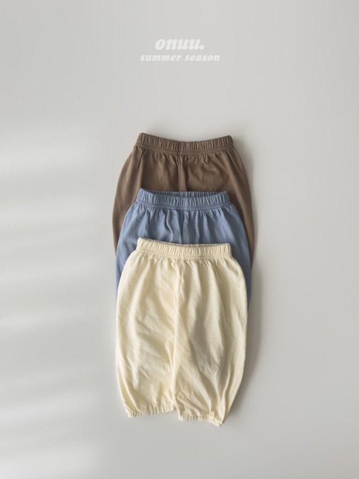 Gojaengi Cropped Shorts