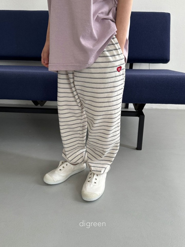 A Jogger Pants