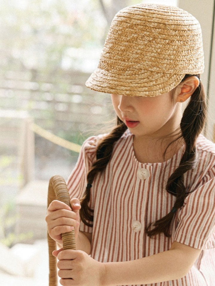 Rattan Cap