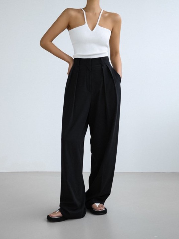 V Line Strap Ribbed Knit Sleeveless Top