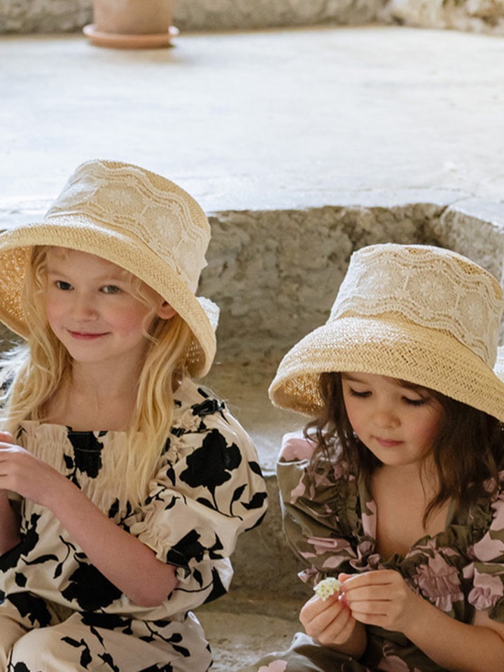 Lila Hat