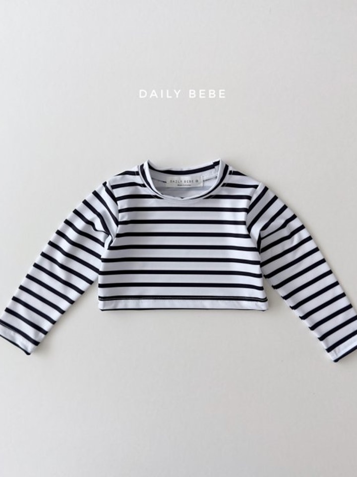 Rash Guard Crop Top