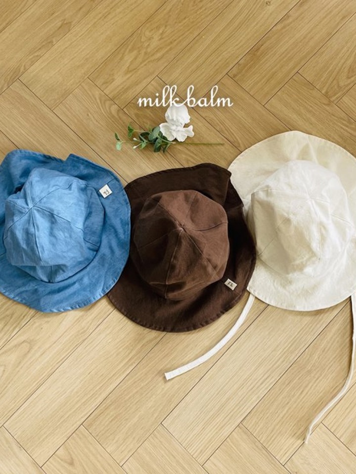 Leo Hat