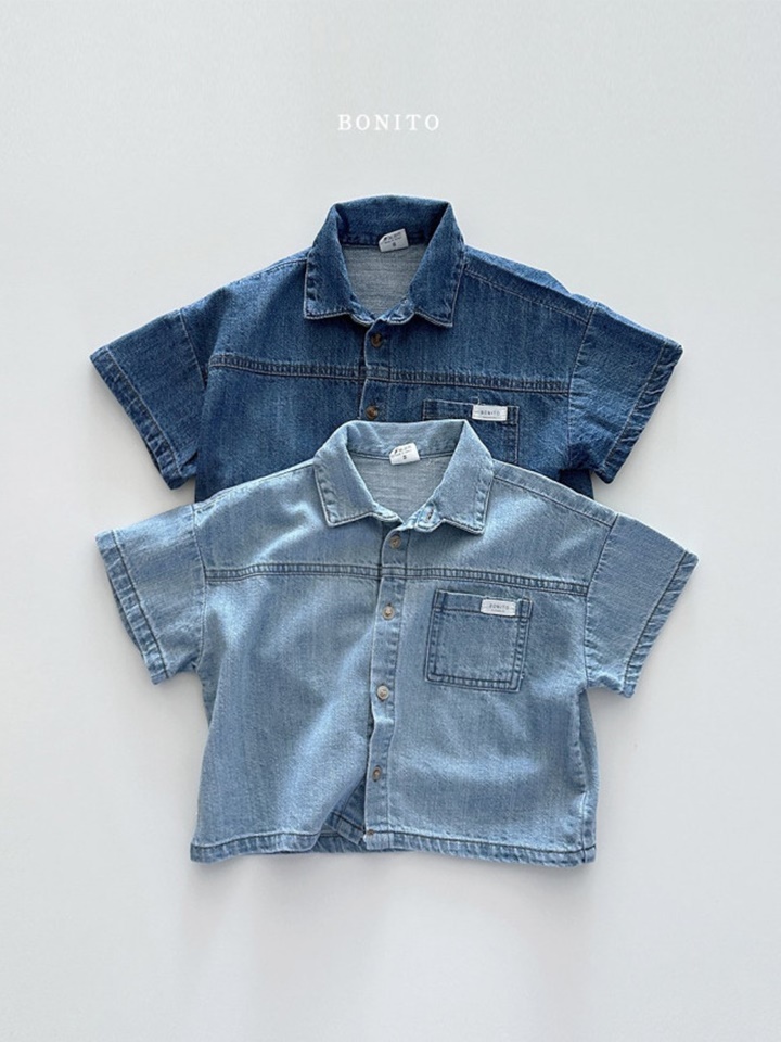 Slit Denim Short Sleeve Shirt