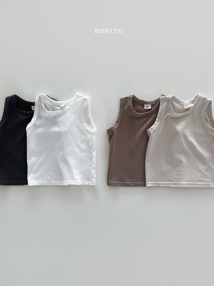 1+1 Sleeveless Tee