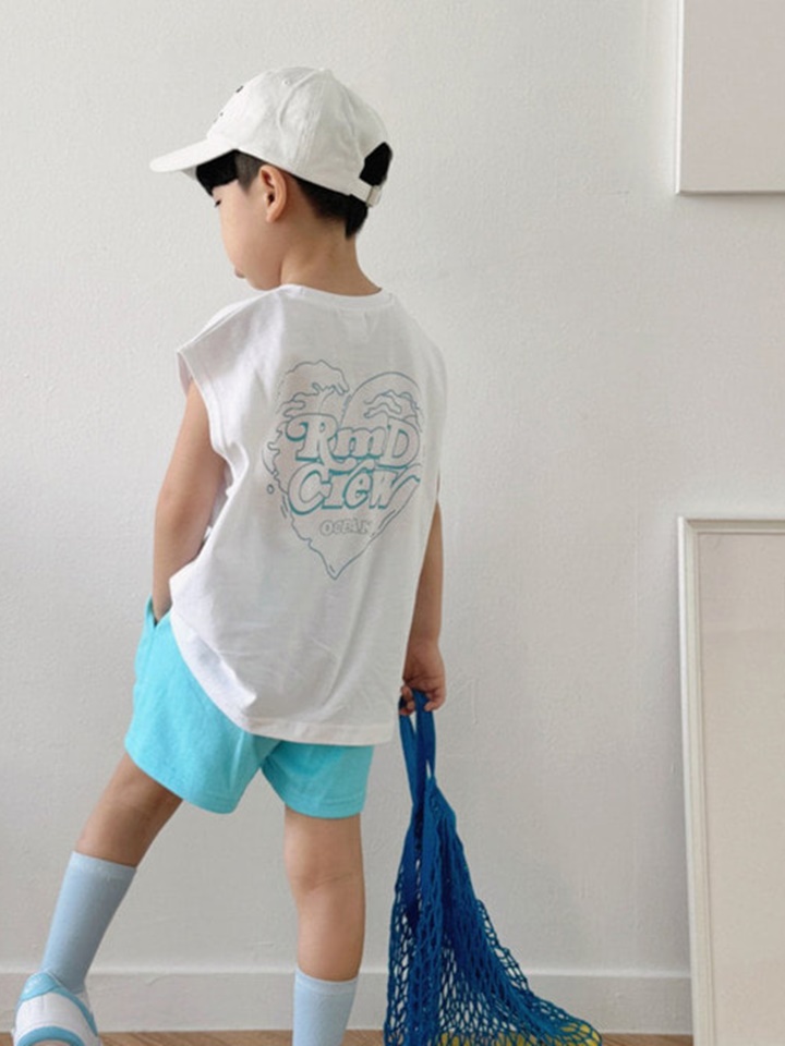 Box Fit Heart Sleevelss Tee