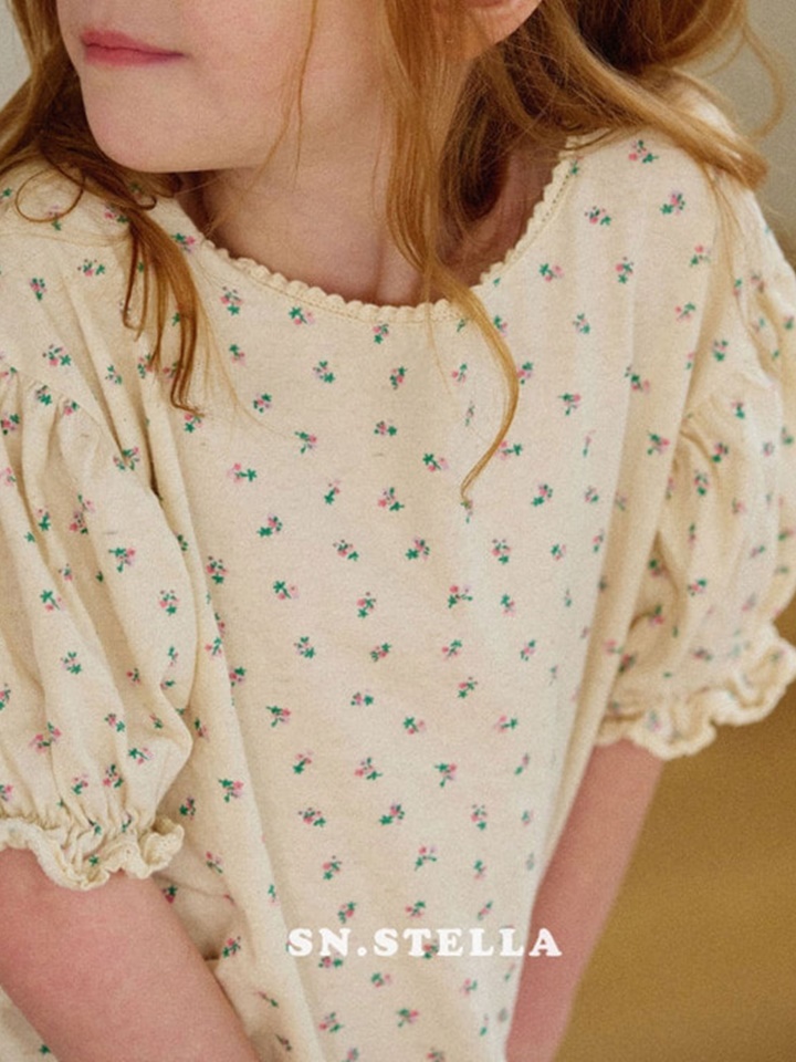 Lily Shirring Tee