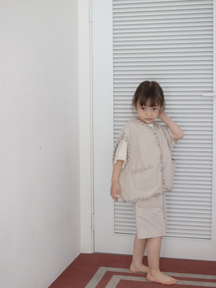 Dot Vest