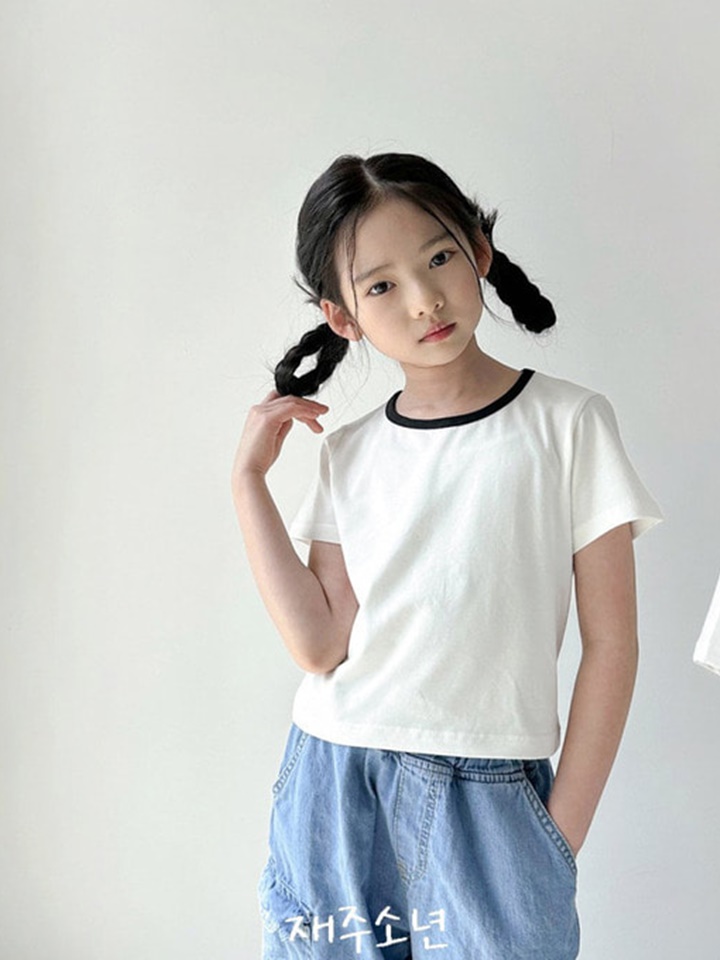 Bucket Crop Tee