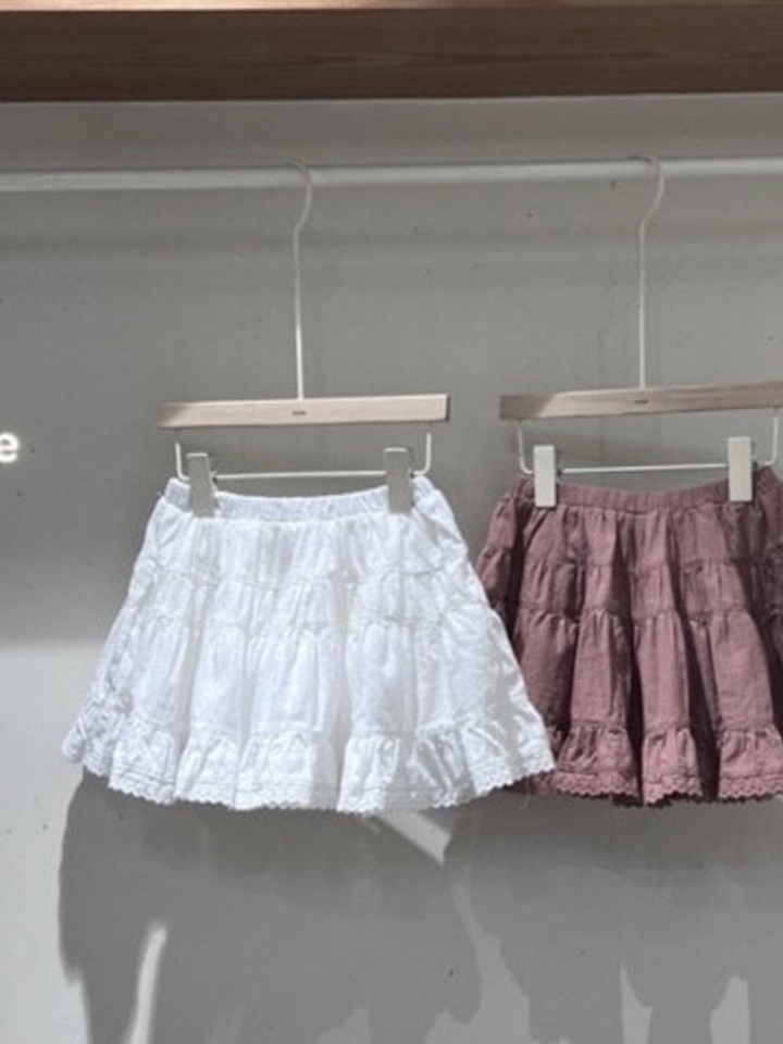 Pleats Kan Kan Skirt