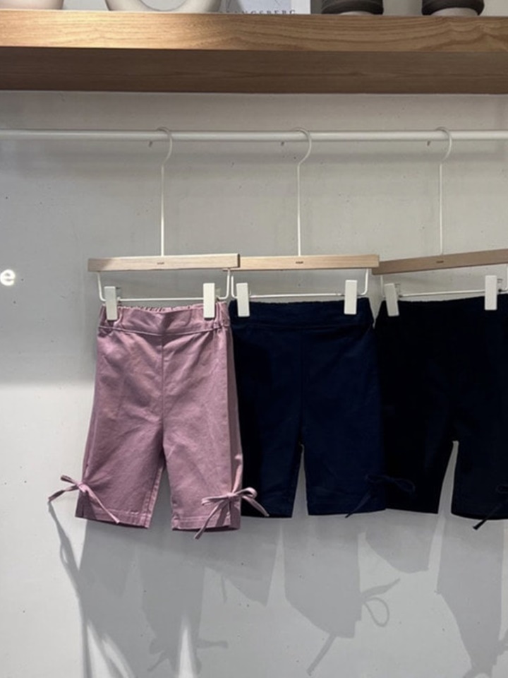 Ribbon Roll Pants