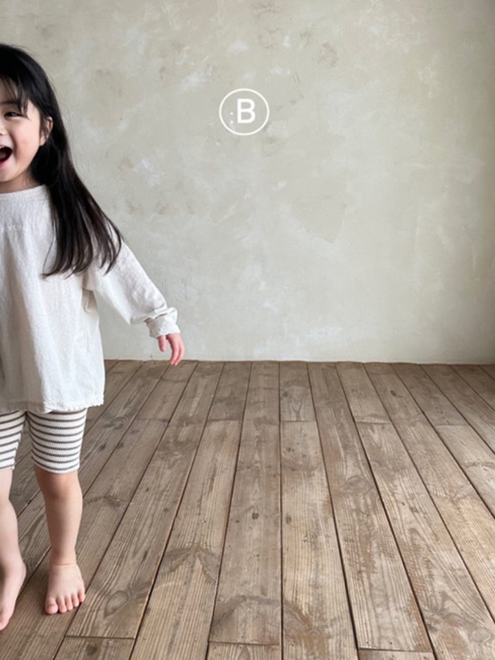 Line Short Leggings