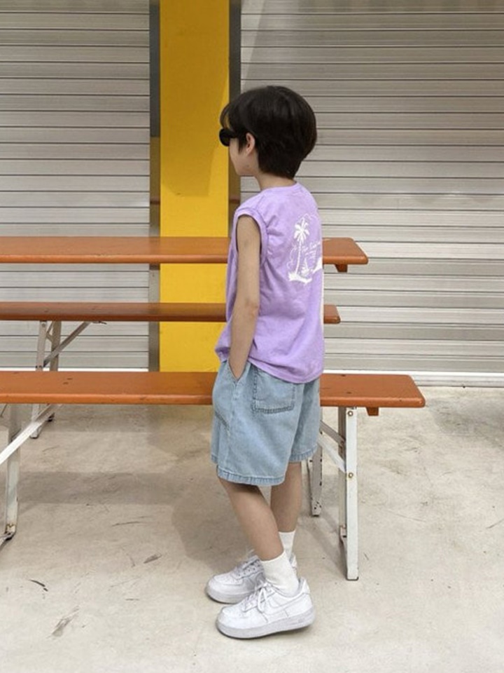 Palm Sleeveless Tee