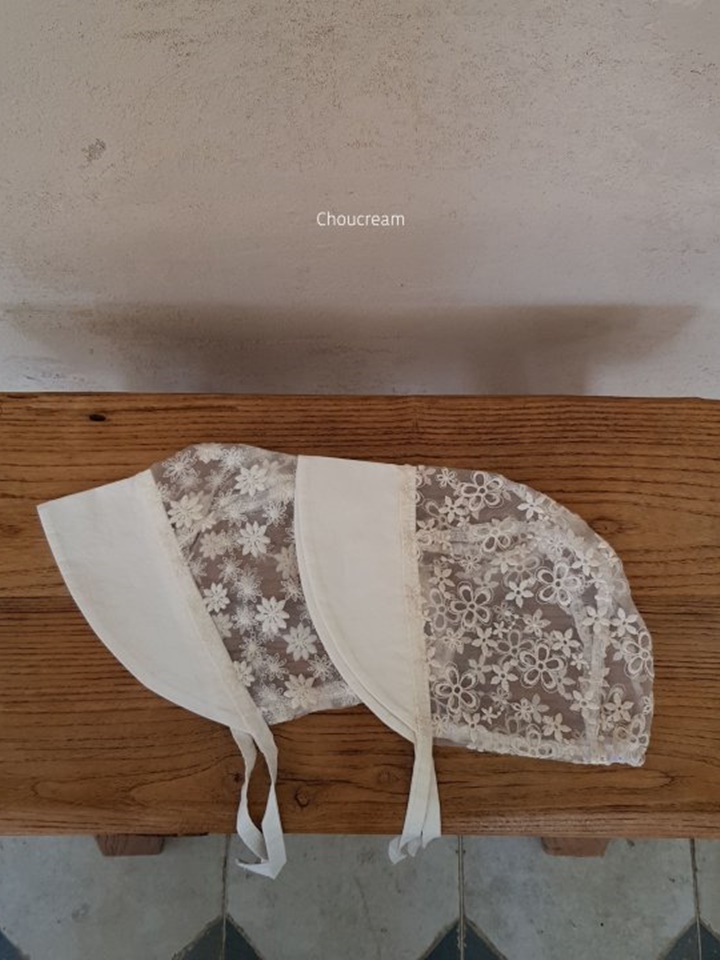 Anes Brim Bonnet