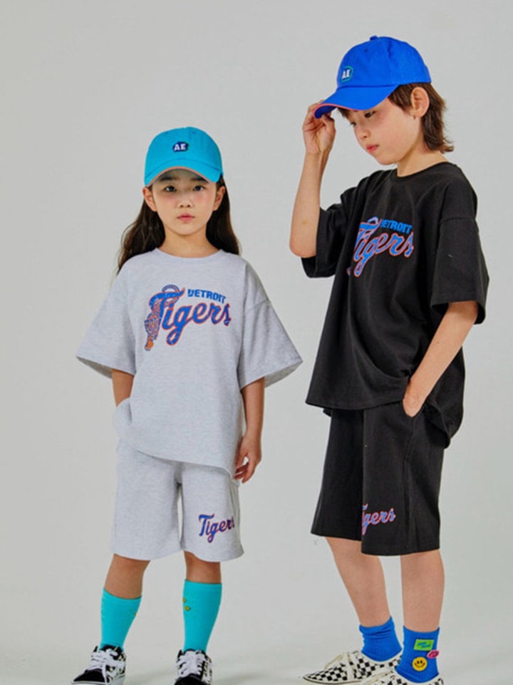 Tiger Top Bottom Set