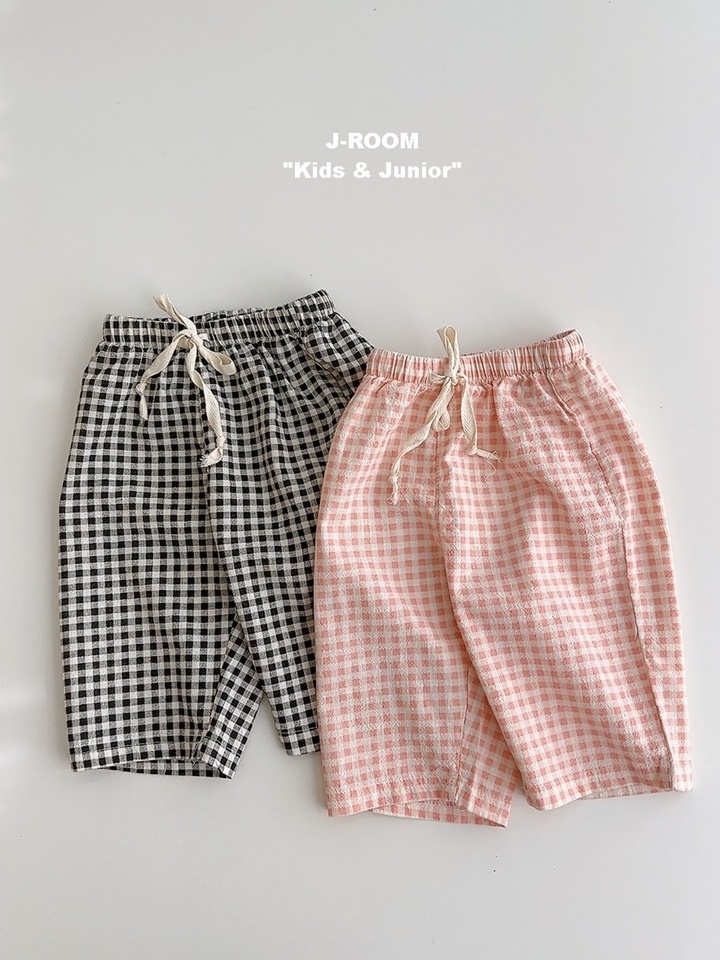 Bio Check Cropped Shorts
