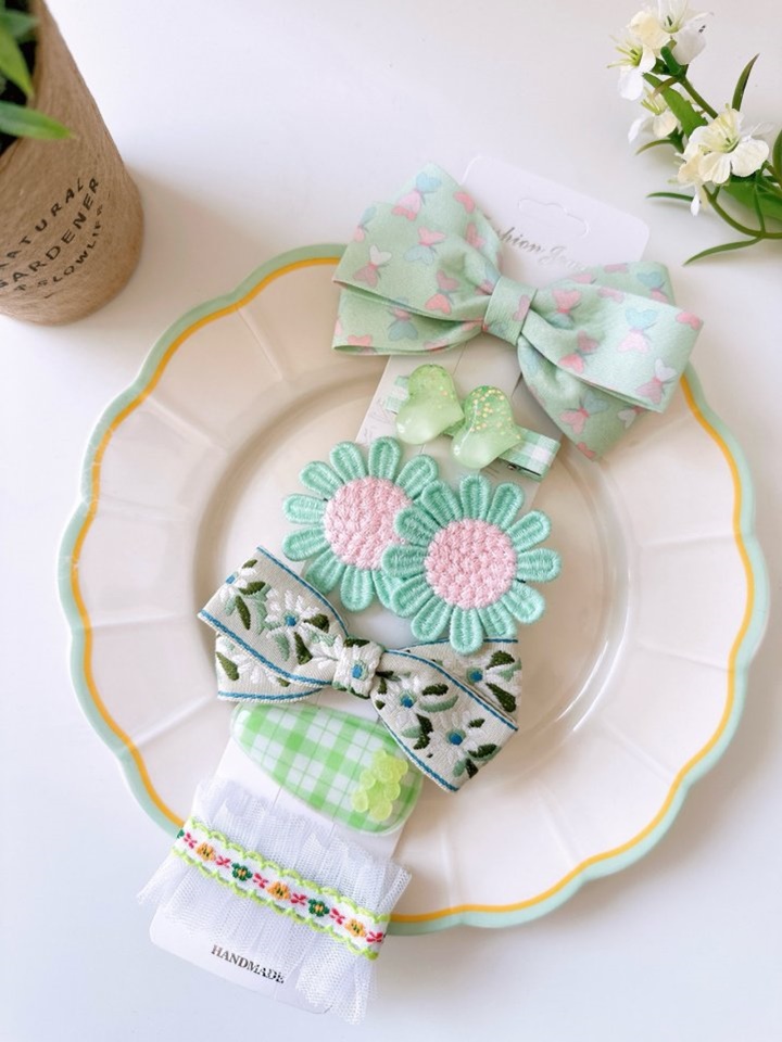 Green Olive Hair Pin Set