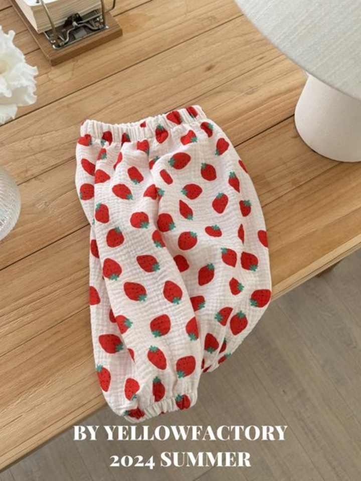 Strawberry Gojaengi Pants
