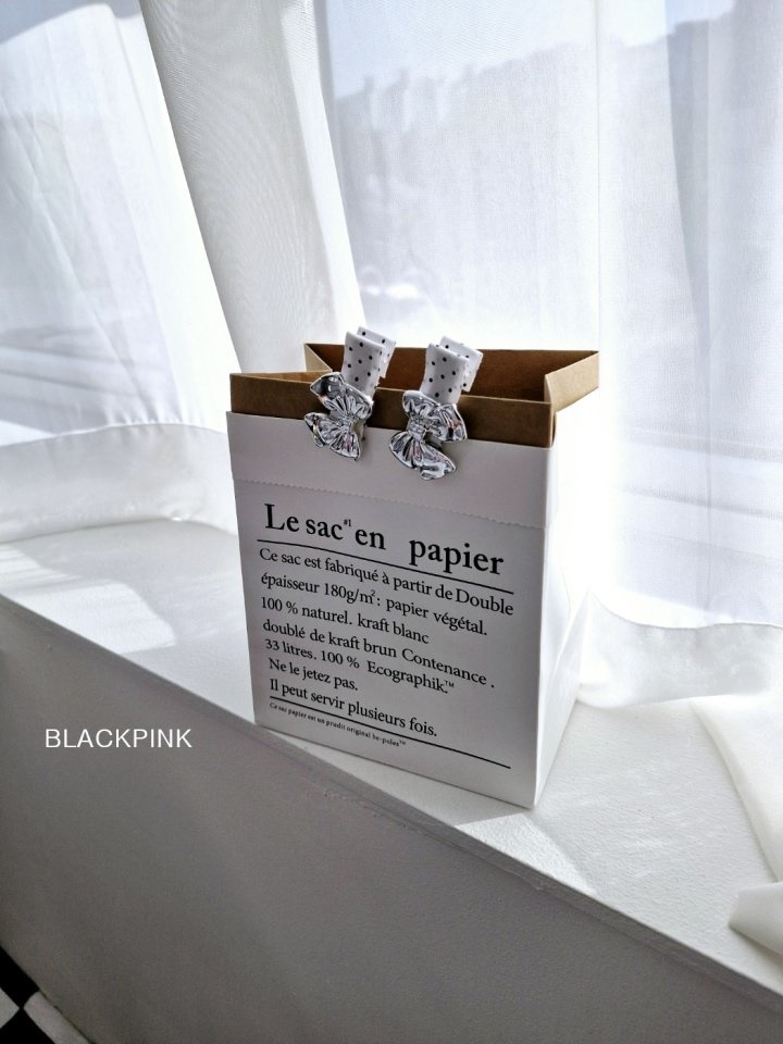 Silver Ribbon Dot Pin Set